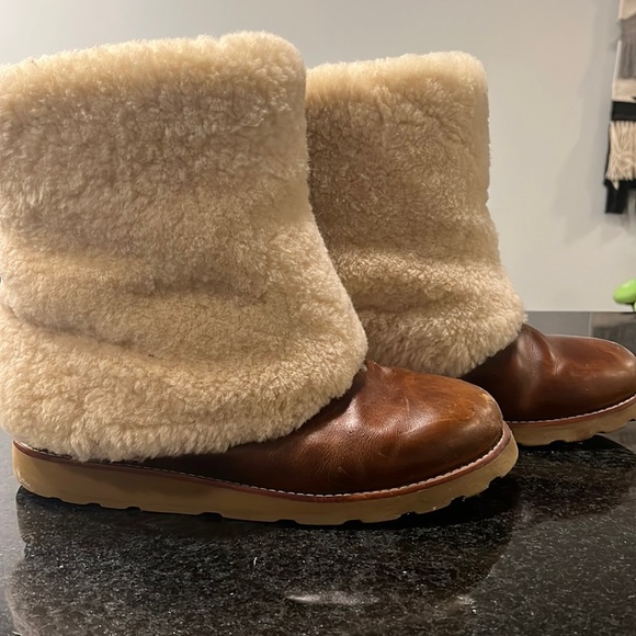 UGG Shoes - UGG Millan Boots